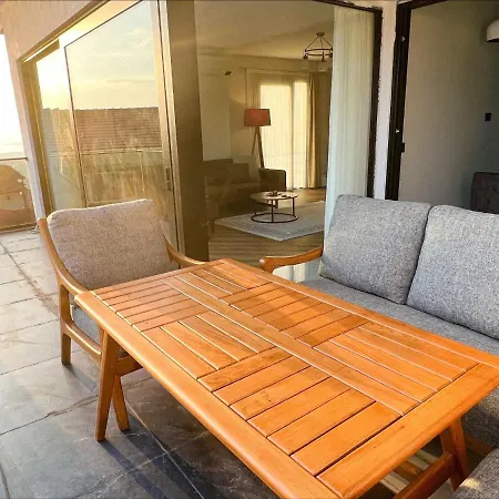 Dreamy Sea View Duplex In 公寓